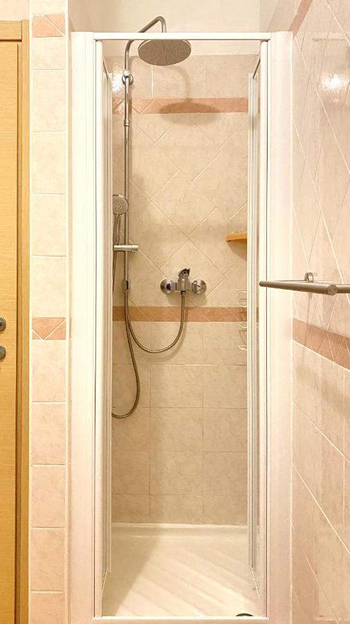 Appartement Casa Del Relax à Riva del Garda Extérieur photo
